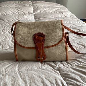 Vintage Dooney & Bourke Essex shoulder bag. Never used. Like new. Bone.